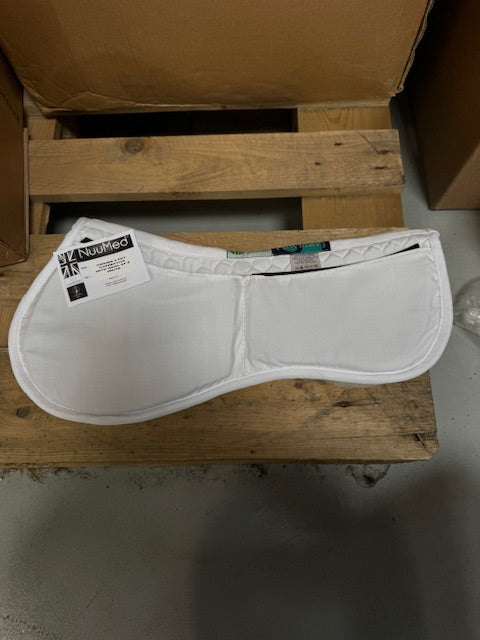 Nuumed 2 Pocket Pad/Numnah (L15)