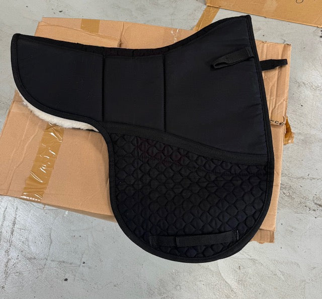 Nuumed 3 Pocket Pad/ Numnah (L14)